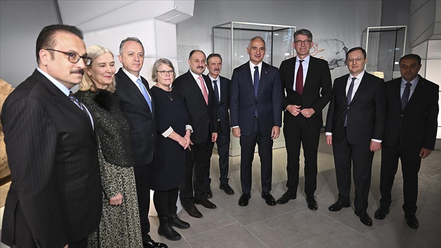 Almanya'da "Toplumun Keşfi: Göbeklitepe, Taş Tepeler” sergisi açıldı