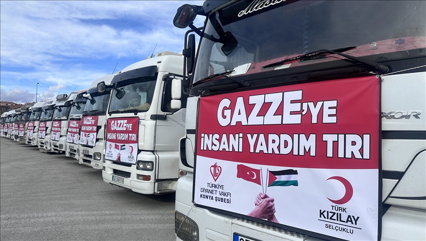 قونيا التركية ترسل 15 شاحنة مساعدات غذائية إلى قطاع غزة
