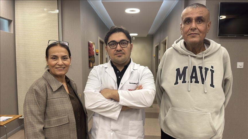 Fedakar abla 2 ayda yaklaşık 16 kilo zayıflayıp kardeşine karaciğer dokusu verdi