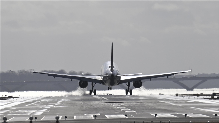 2 pilots killed after plane shot at upon landing in Indonesia: Report