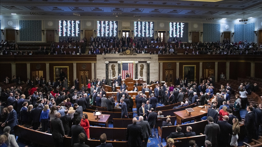 3 Republicans join Democrats to block tariff vote moratorium