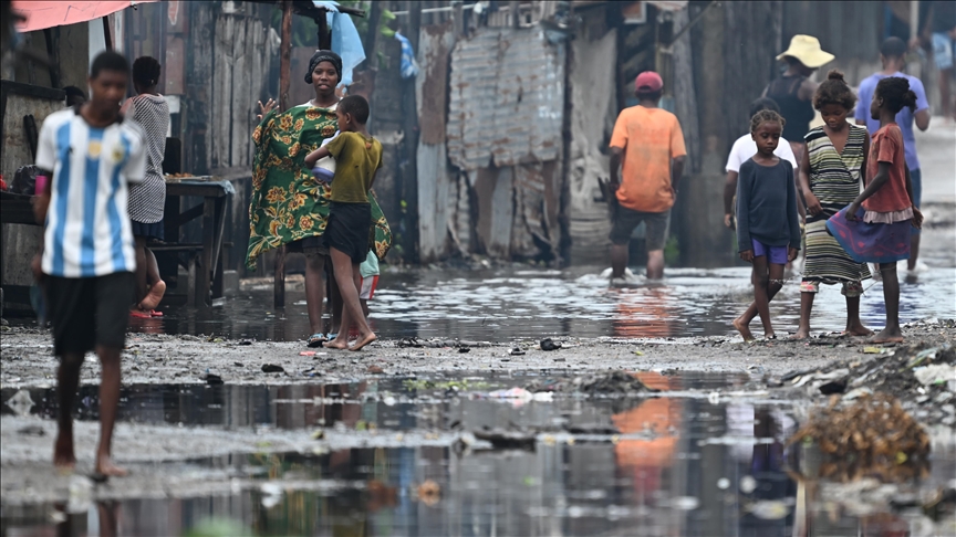 At least 9 killed, hundreds displaced as Cyclone Gezani hits Madagascar’s east coast