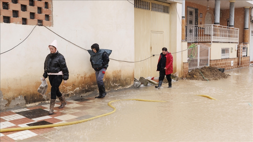 Spain’s Catalonia suspends school classes, sporting events due to intense winds