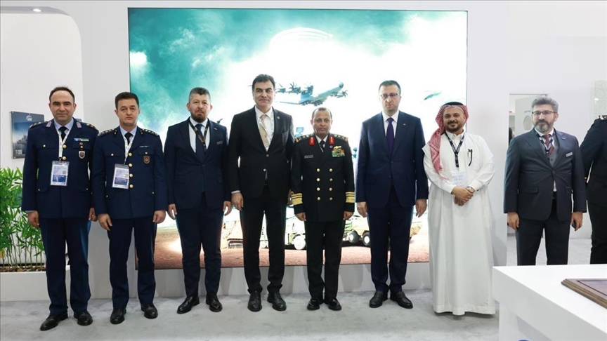 الرياض.. نائب وزير الدفاع التركي يشارك في معرض الدفاع العالمي