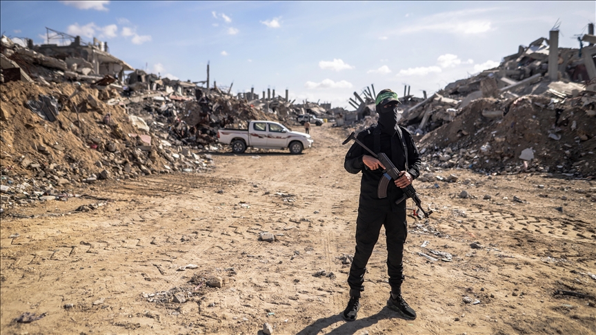 نيويورك تايمز: الخطة الأمريكية لغزة تبقي لحماس أسلحة خفيفة مبدئيا