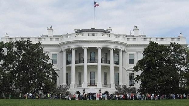 Democratic governors threaten boycott over US president’s White House dinner invitations