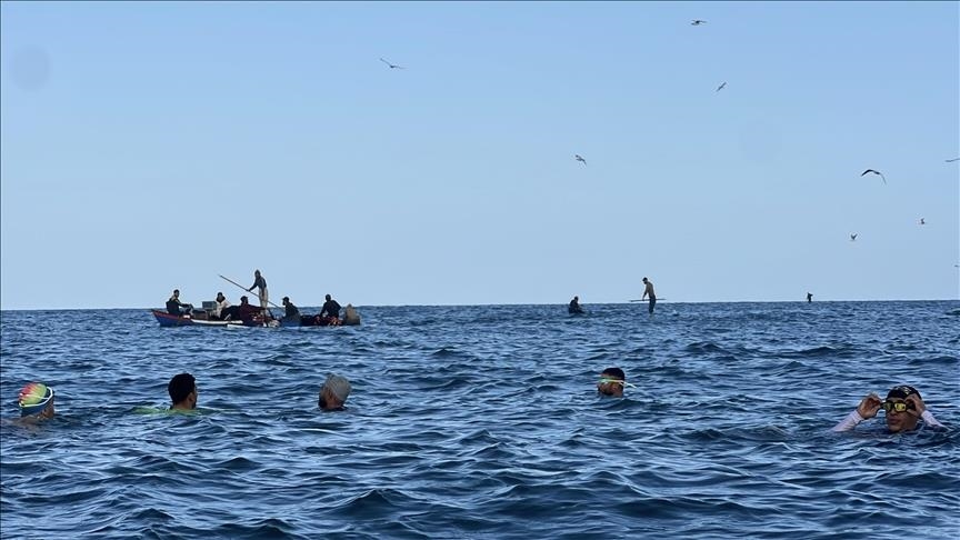Palestinezët në Gaza gjejnë lehtësim psikologjik nga gjenocidi izraelit me "notin dimëror"