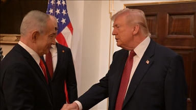 Trump gjatë takimit me Netanyahun “këmbënguli” për bisedime të mëtejshme me Iranin