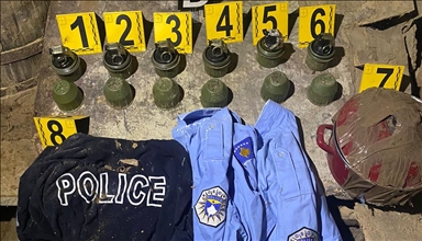 Policia gjen granata dore dhe pjesë të uniformave të Policisë së Kosovës në veri