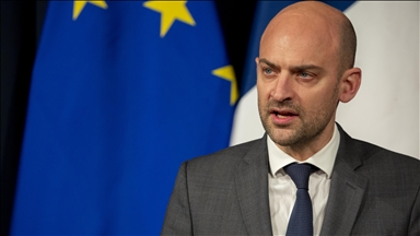 France : Barrot évoque des soupçons « très graves » après la révélation du nom d’un diplomate dans l’affaire Epstein