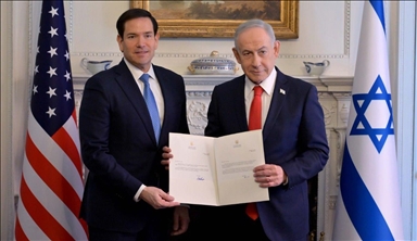 Kryeministri izraelit i bashkohet Bordit të Paqes para takimit me Trumpin në Washington