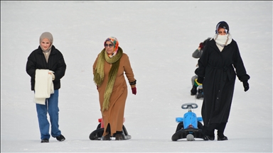 Li Bidlîsê ji bo jinan çalakiya kaşûnê hat lidarxistin