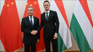 Szijjarto s kineskim kolegom Wangom: Uskoro vozom od Beograda do Budimpešte svaka dva sata