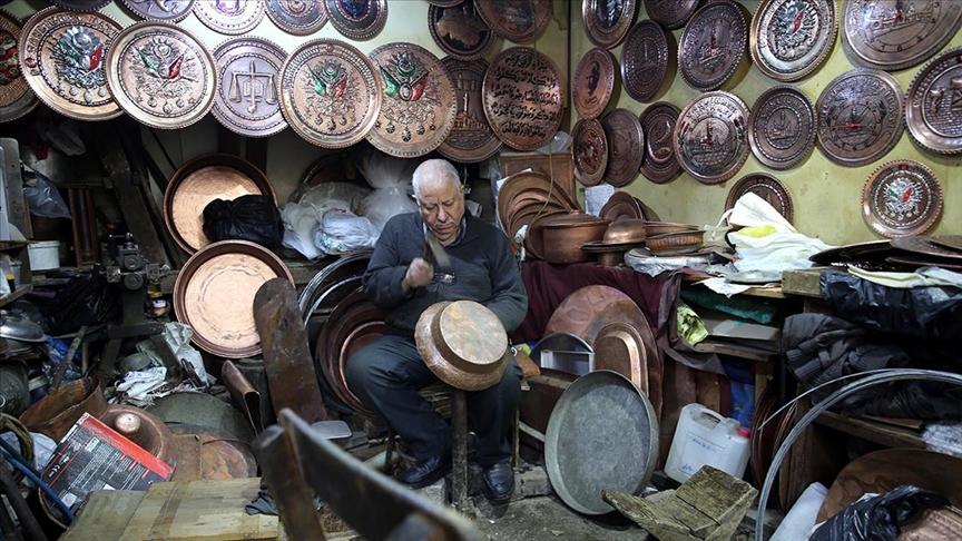Şanlıurfa'da 60 yıllık usta bakırcılığı yaşatmak için başkanlık görevini yeniden üstlendi