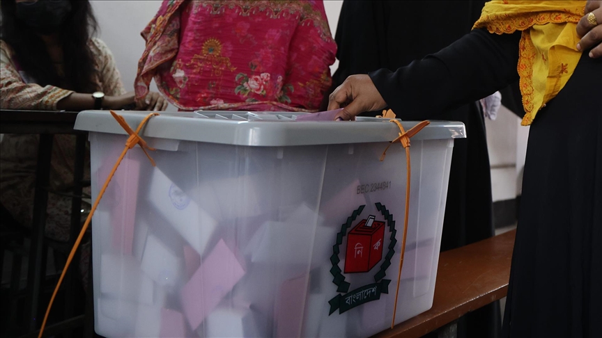 Bangladeş, 2024'teki protestoların ardından ilk genel seçim için sandık başında
