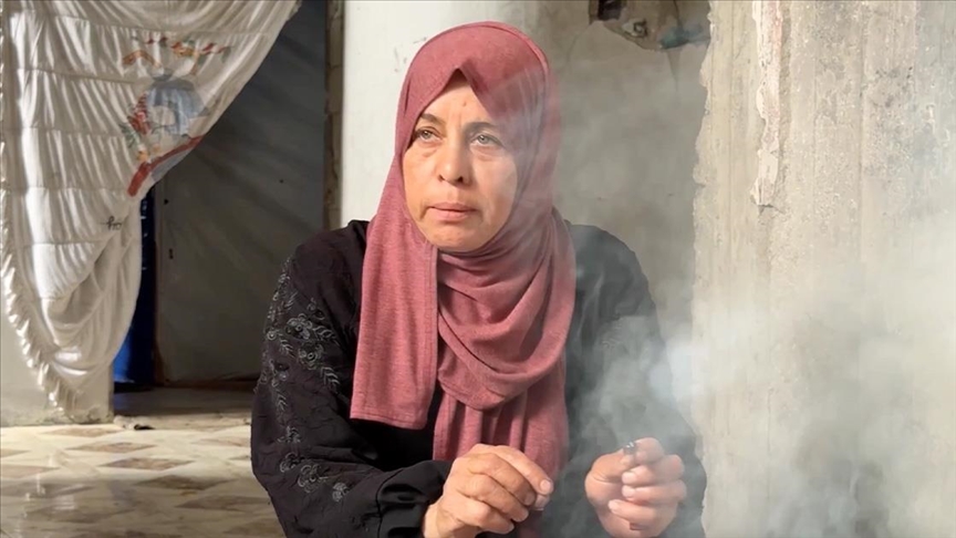 „Само сакаме достоинствен живот“: Исповед на баба која сама се грижи за 17 внуци во Газа