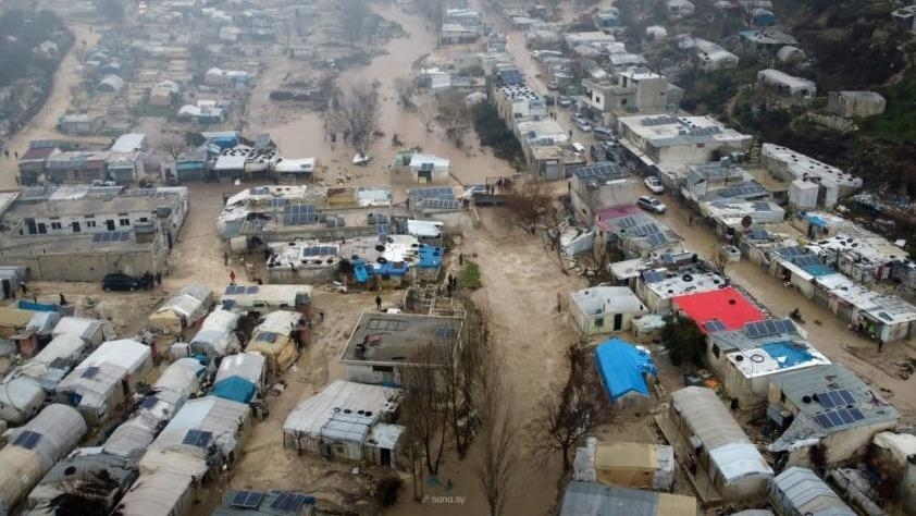 أمطار سوريا.. إجلاء 173 عائلة من 6 مخيمات بريف إدلب