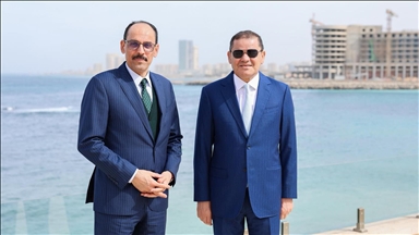 طرابلس.. الدبيبة ورئيس الاستخبارات التركية يبحثان قضايا مشتركة