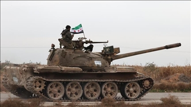 Sûriyeyê ragihand ku Baregeha Eskerî ya Tanefê ku hêzên DYAyê jê vekişiyabûn xistiye bin kontrola xwe