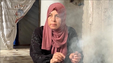 „Само сакаме достоинствен живот“: Исповед на баба која сама се грижи за 17 внуци во Газа