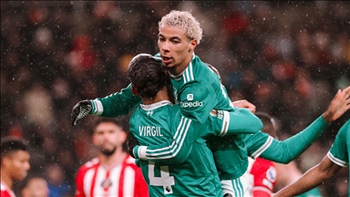 قدم.. ليفربول يستعيد توازنه في البريميرليغ على حساب سندرلاند