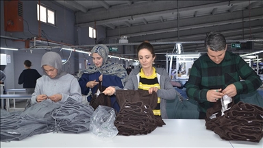 İşçi olarak girdiği tekstil sektöründe fabrika kurdu, 11 ülkeye ürün gönderiyor