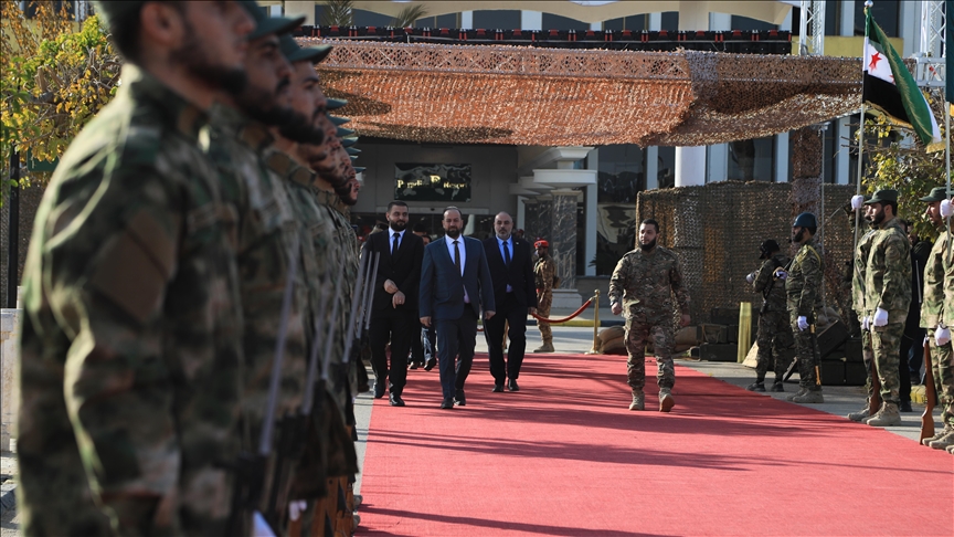 Syrian defense minister, anti-ISIS coalition commander discuss mechanism for handover of al-Tanf base