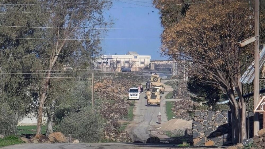 سوريا.. الجيش الإسرائيلي يعتقل شابا خلال توغل بريف القنيطرة