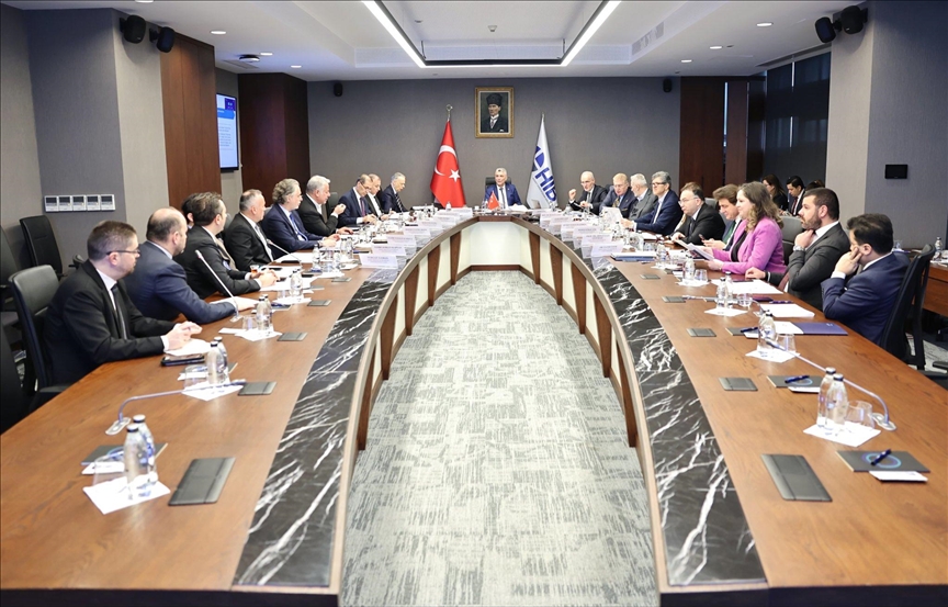 Bakan Bolat "Hizmet Sektörleri Komite Buluşmaları"na katıldı: