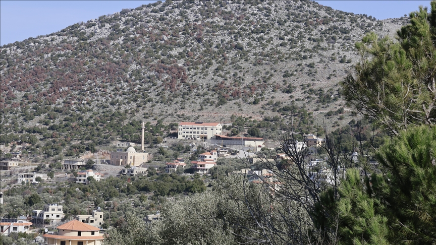 Israeli artillery, gunfire target several towns in southern Lebanon despite ceasefire