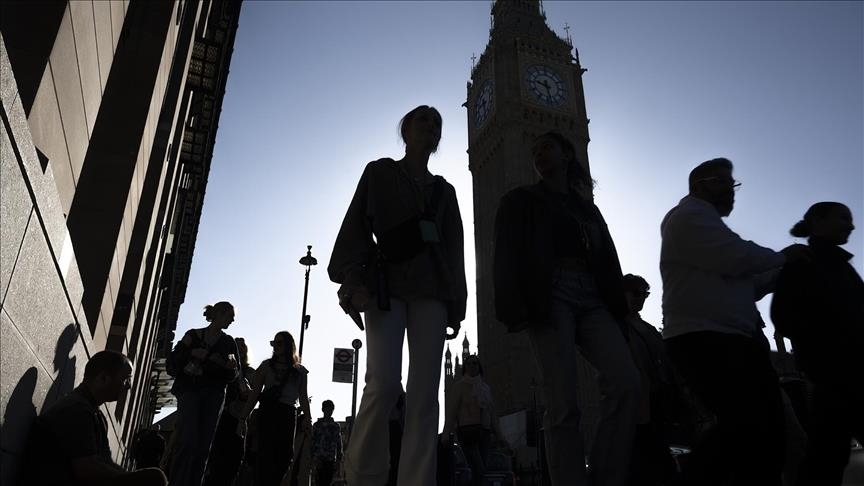 استطلاع: ثلثا الأوروبيين يرون أن دولهم مهدَّدة