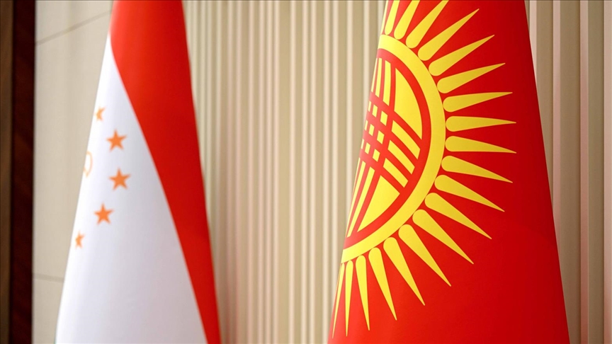 Кыргызстан и Таджикистан нацелены довести товарооборот до 500 млн долларов