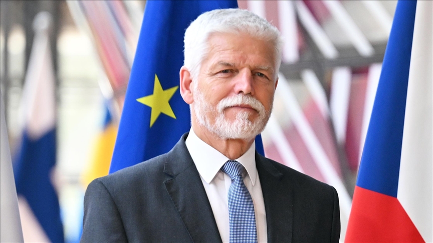 رئيس تشيكيا: أوروبا لا يمكنها سد الفراغ إذا انسحبت أمريكا من القارة