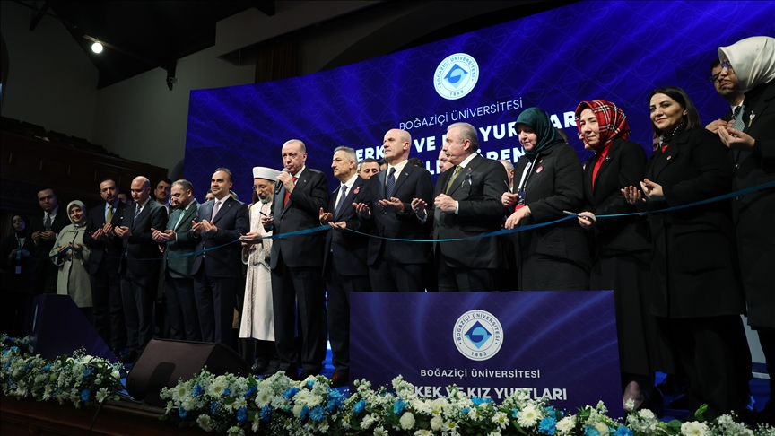 Boğaziçi Üniversitesi erkek ve kız yurtları törenle açıldı