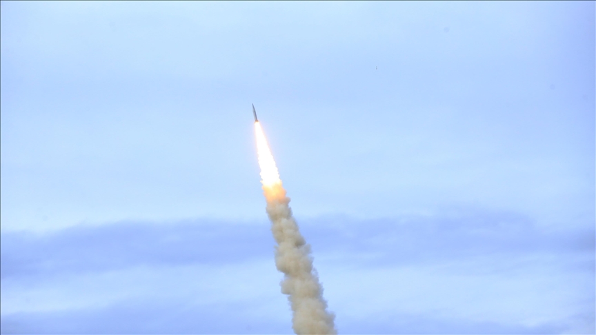 Guyane française : Ariane 6 réussit son premier vol à quatre propulseurs et place 32 satellites Amazon en orbite