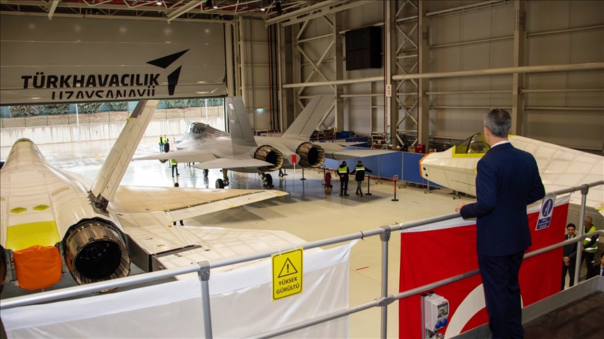 "توساش" التركية تكشف عن نماذج أولية جديدة للمقاتلة "قآن"