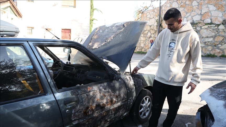 25 Palestinians injured as illegal settlers rampage through village in occupied West Bank