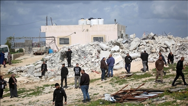 7 familias palestinas abandonan sus hogares en el valle del Jordán ante la violencia de los colonos israelíes ilegales