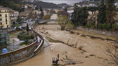 İtalya'da şiddetli yağışların yol açtığı heyelanda 1 kişi öldü, 2 kişi yaralandı