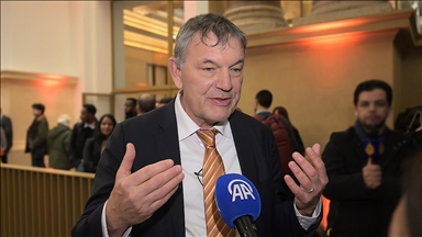 UNRWA Genel Komiseri Lazzarini, Ajansın ortadan kaldırılması için siyasi baskıların sürdüğünü söyledi