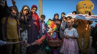 Палестинцы в Дейр эль-Балахе встречают Рамазан в палатках