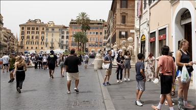 Large majority of Europeans see their country under threat: Survey