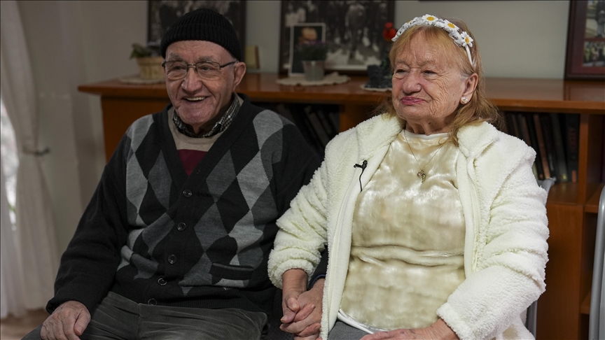 Minibüste başlayan aşk 19 yıl sonra huzurevinde yeniden nikahla taçlandı