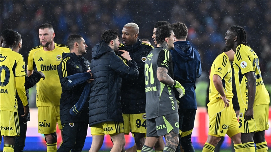 قدم.. فنربهتشه يحسم لقاء "الديربي" أمام طرابزون سبور