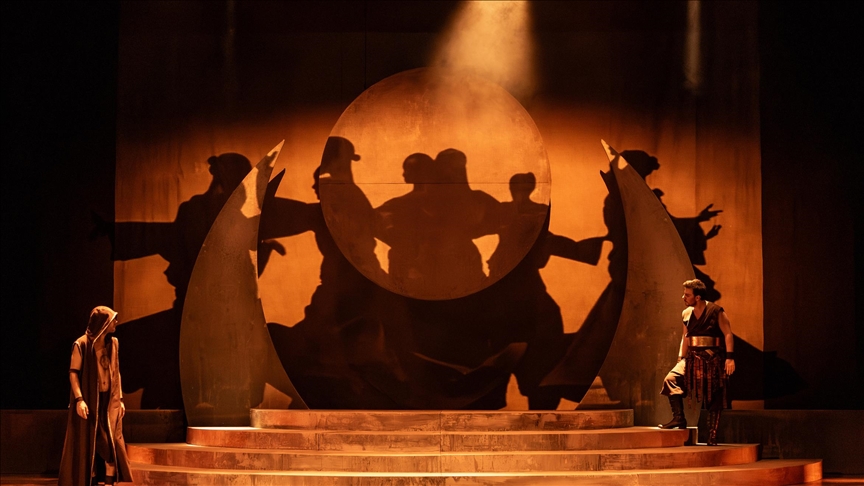 İDOB tarafından "Deli Dumrul" ve "Tehlikeli Oyun" eserlerinin dünya prömiyeri yapıldı