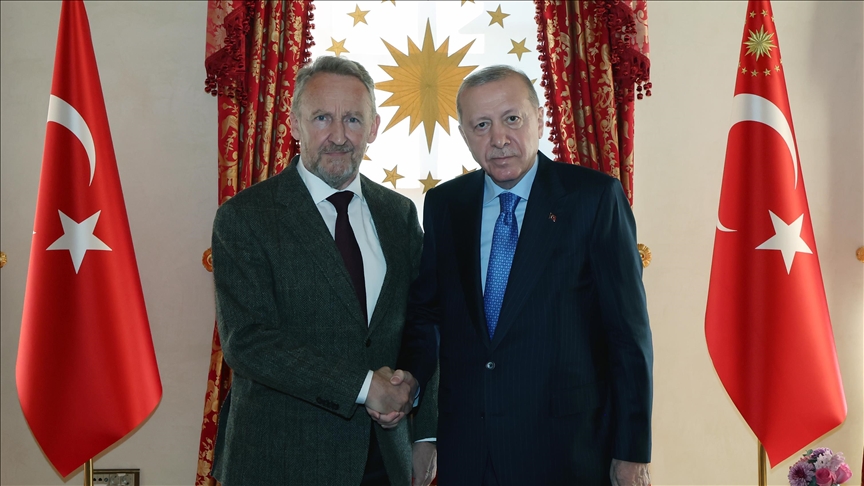 دیدار اردوغان با باقر عزت بیگویچ در استانبول