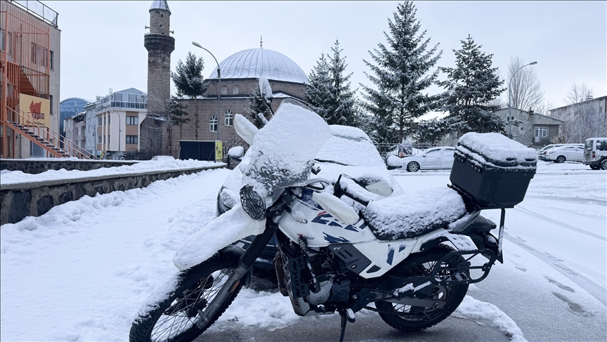 Li Erzirom, Qers, Erdexan, Tuncelî û Agiriyê berf barî