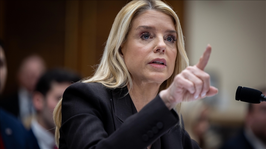 US Justice Department sues Harvard over alleged failure to provide admissions data 