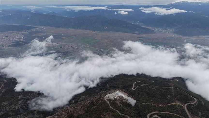 Çorum'da oluşan sis dronla görüntülendi