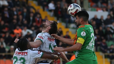 Trendyol Süper Lig'de Alanyaspor, Konyaspor'u 2-1 mağlup etti